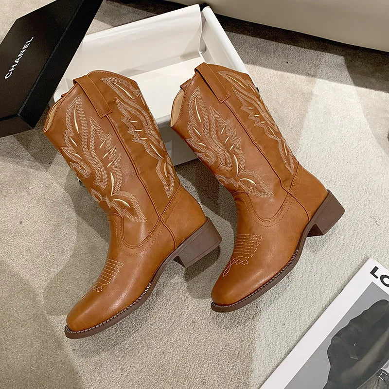 Women's Boots Embroidered Western Boots Leather Female Autumn Shoes Botas Chelsea