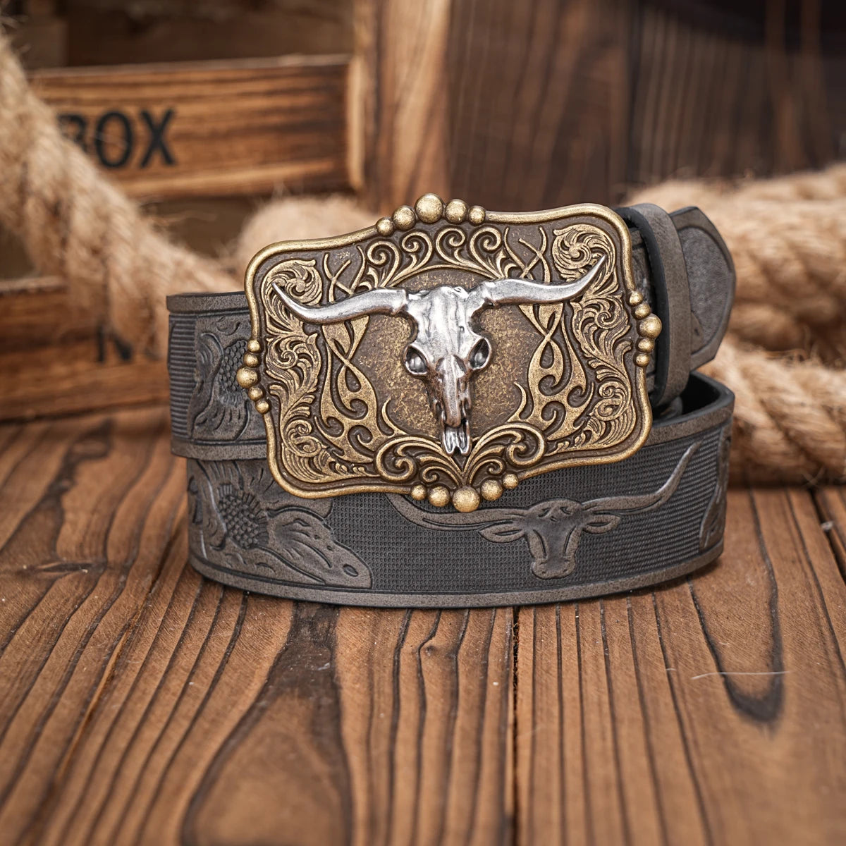 Western Cowboy Pu Leather Belt Men Waist Belt Bull Decoration Flowers Engraved for Jeans